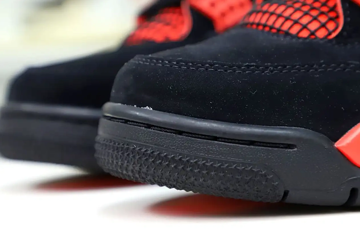 4 THUNDER' RETRO 'RED JORDAN AIR 0324